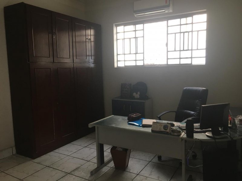 Casa à venda Vila Nova com 240m² e 2 quartos por R$ 330.000 - 644118230-4sala-de-espera03-2.jpeg
