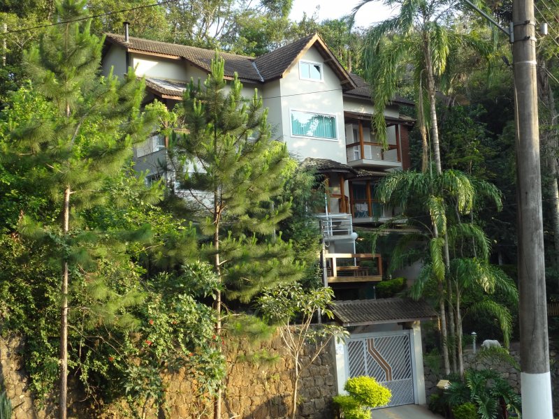 Casa de condomínio à venda Centro com 450m² e 4 quartos por R$ 1.500.000 - 964906073-01.jpg
