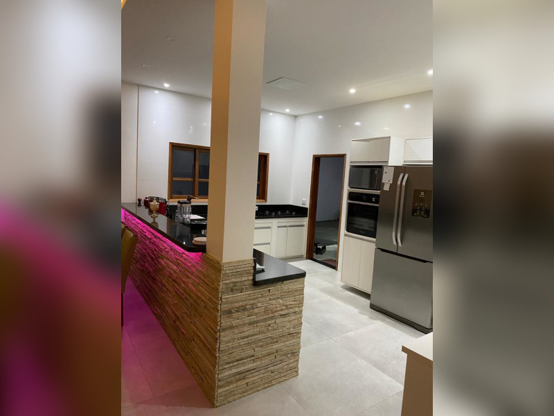 Casa à venda Campinho (Suruí) com 400m² e 3 quartos por R$ 1.190.000 - photo-2023-04-06-19-58-57-7.jpg