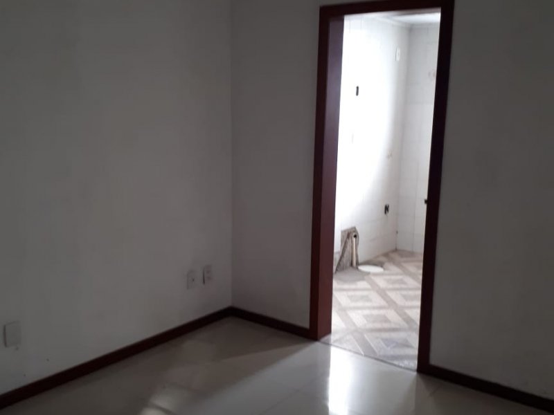 Apartamento à venda Rubem Berta com 52m² e 2 quartos por R$ 130.000 - 1680216202-img-20181222-wa0034.jpg