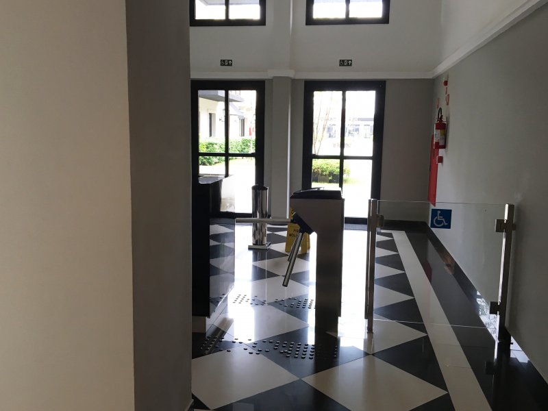 Comercial à venda Vila Hamburguesa com 37m² e  quartos por R$ 390.000 - 1206982454-13-hall.jpg