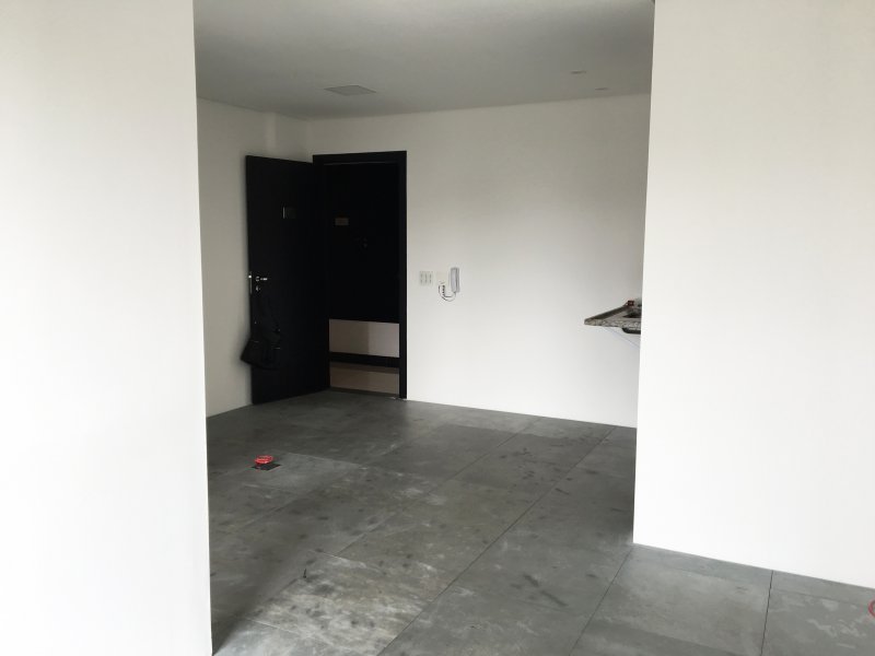 Comercial à venda Vila Hamburguesa com 37m² e  quartos por R$ 390.000 - 54014244-10-porta.jpg