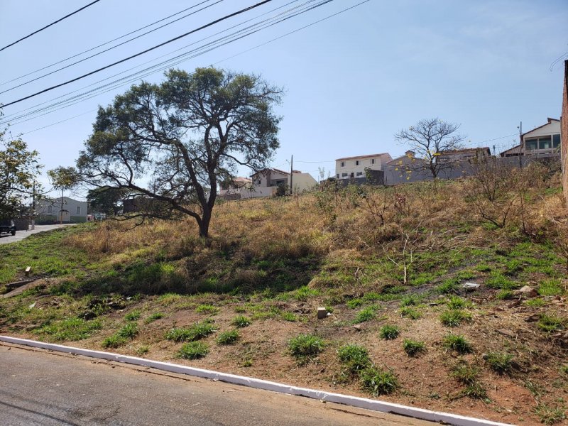 Terreno à venda Centro com 950m² e  quartos por R$ 150.000 - 1343442249-img-20190818-wa0015.jpg