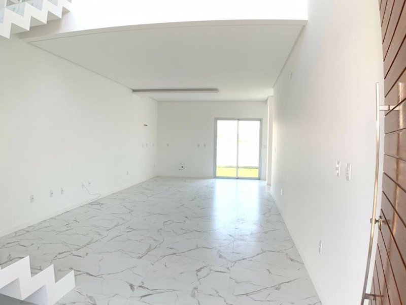 Casa de condomínio à venda Bairro Deltaville com 180m² e 3 quartos por R$ 560.000 - 2022608331-6a7ae2c5-97fb-4377-8aa1-59252fe9bfbd.jpeg