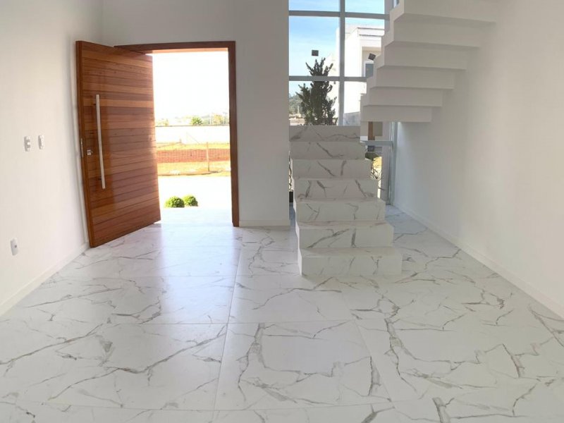 Casa de condomínio à venda Bairro Deltaville com 180m² e 3 quartos por R$ 560.000 - 935821189-23e9862e-da78-41f7-81f0-0af3d5003540.jpeg