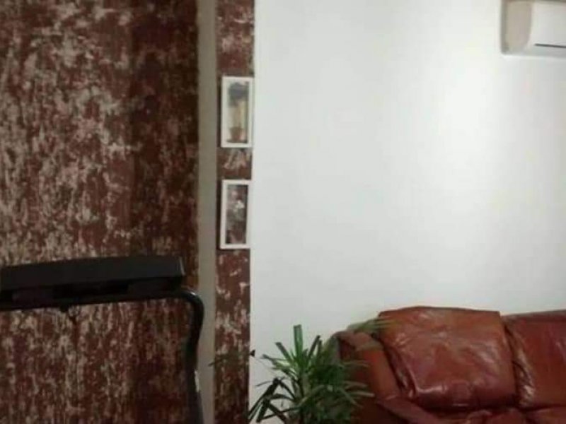 Casa à venda Aparecida com 52m² e 2 quartos por R$ 90.000 - 249177332-fb-img-1567955151194.jpg