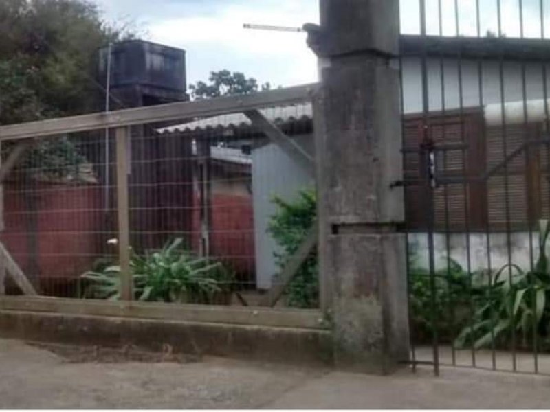 Casa à venda Aparecida com 52m² e 2 quartos por R$ 90.000 - 730950846-fb-img-1567955139124.jpg