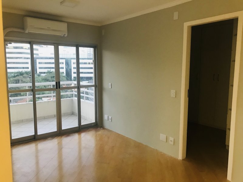 Apartamento à venda Vila Olímpia com 40m² e 1 quarto por R$ 580.000 - 1548558072-d1acf5d3-848f-4633-95d7-a878dd5fc902.jpeg