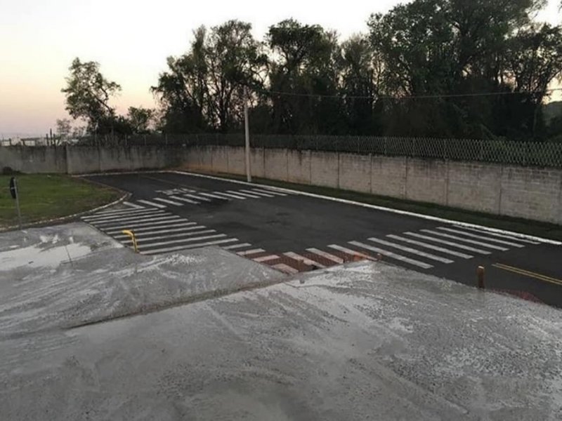 Casa de condomínio à venda centro com 329m² e 3 quartos por R$ 330.000 - 2026510519-69911240-657495258405204-9189623678491426816-n.jpg