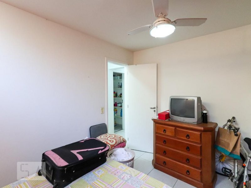Casa à venda Recreio dos Bandeirantes com 320m² e 4 quartos por R$ 1.000.000 - 1265282107-quarto-servico-2.jpg