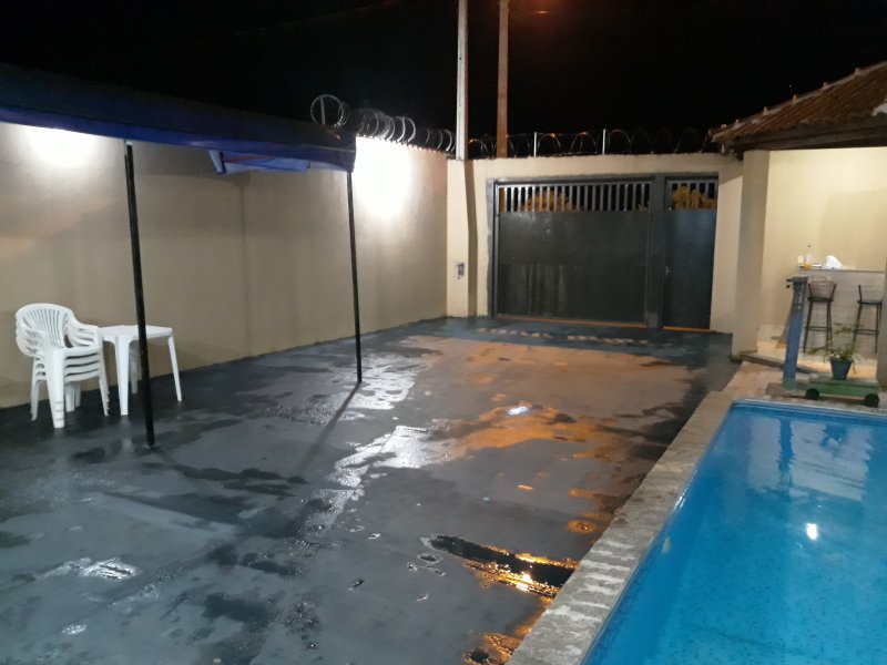 Casa à venda Centro com 200m² e 2 quartos por R$ 180.000 - 640125154-20190322-192631.jpg