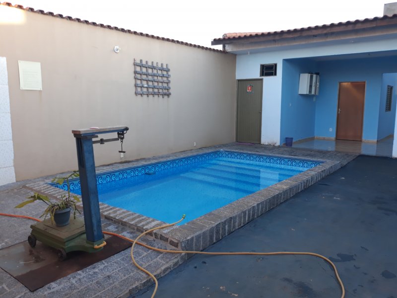 Casa à venda Centro com 200m² e 2 quartos por R$ 180.000 - 790497377-20190711-170441.jpg