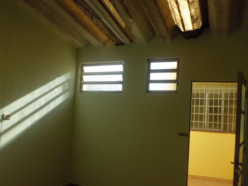 Casa à venda Ipiranga  com 186m² e 4 quartos por R$ 1.100.000 - 825223533-quintal-fechado.jpg