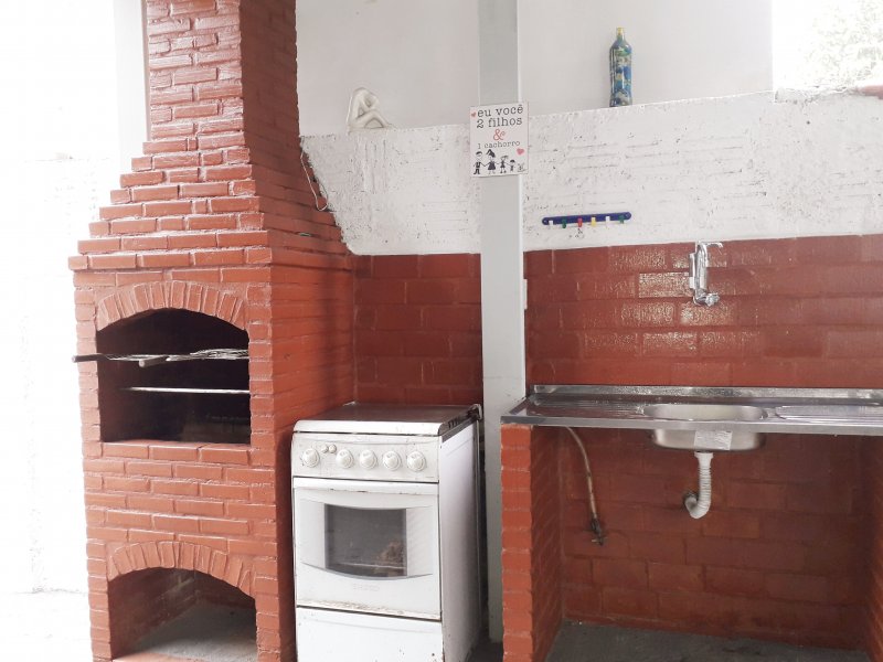 Casa à venda Realengo com 570m² e 3 quartos por R$ 520.000 - 1480178373-area-gourmet.jpg
