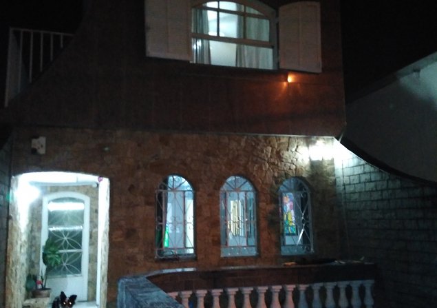 imóvel com 330m²