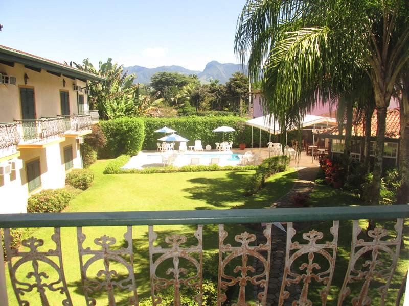 Comercial à venda Caborê com 1m² e  quartos por R$ 4.900.000 - 262429275-area-jardim-e-piscina-1.jpg
