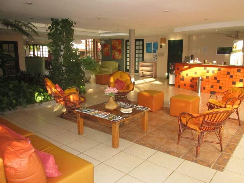 Comercial à venda Caborê com 1m² e  quartos por R$ 4.900.000 - 654546107-recepcao-area-tv-2.jpg