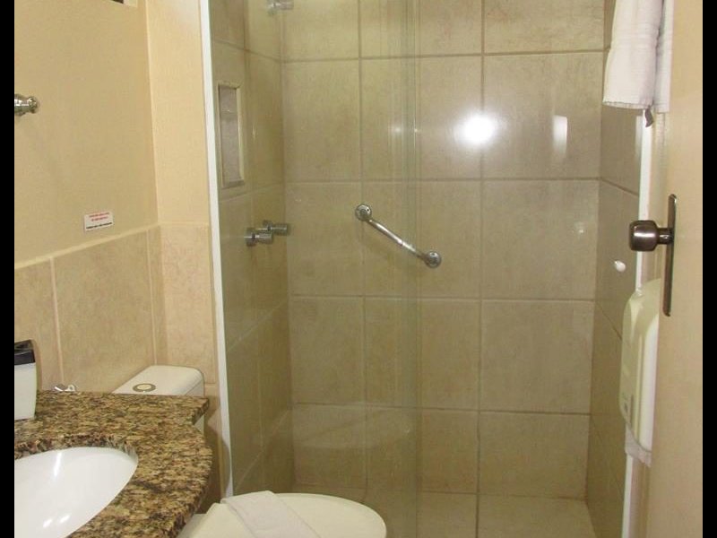 Comercial à venda Caborê com 1m² e  quartos por R$ 4.900.000 - 798115061-quarto-triplo-superior-vista-jardim-1.jpg
