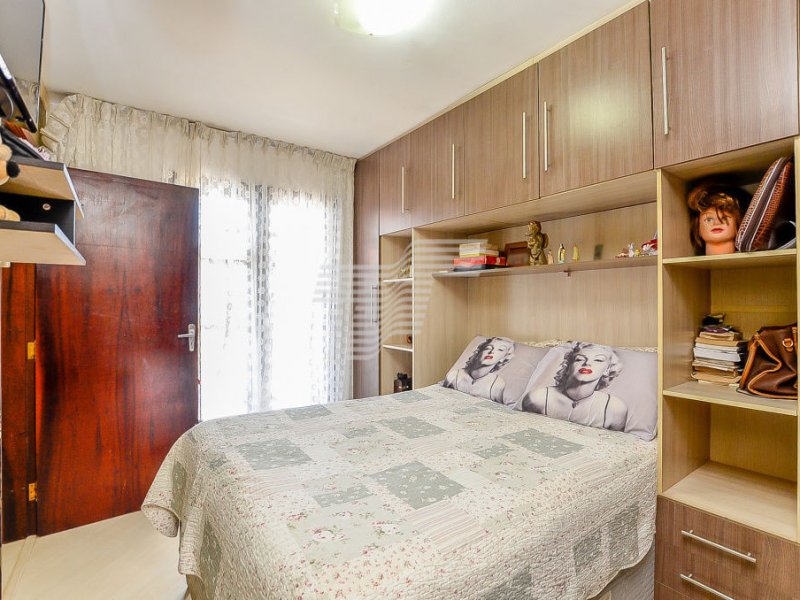 Casa de condomínio à venda Capão da Imbuia com 120m² e 3 quartos por R$ 358.000 - 810044892-qto-meu-tha.jpg