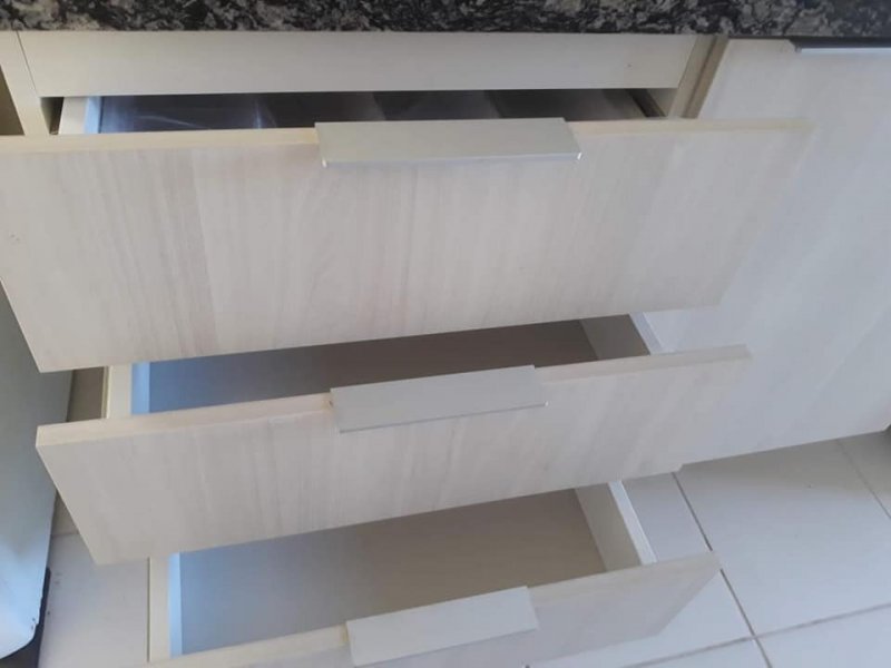 Apartamento à venda Vila Nova Bonsucesso com 48m² e 2 quartos por R$ 52.000 - 1101742077-fb-img-1568928956070.jpg