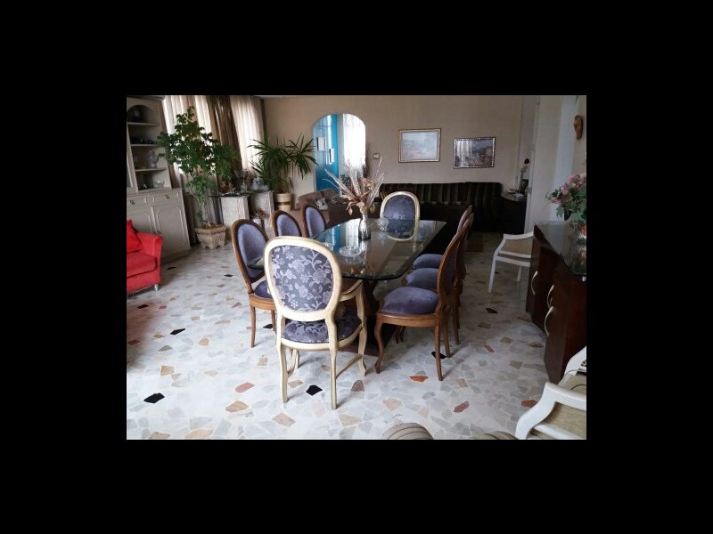 Apartamento à venda Gonzaga com 180m² e 3 quartos por R$ 800.000 - 1021225402-sala-1.jpg
