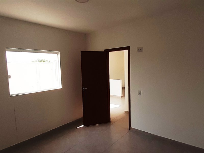 Casa de condomínio à venda Éden com 60m² e 2 quartos por R$ 245.000 - 1826081662-foto-sala.jpg