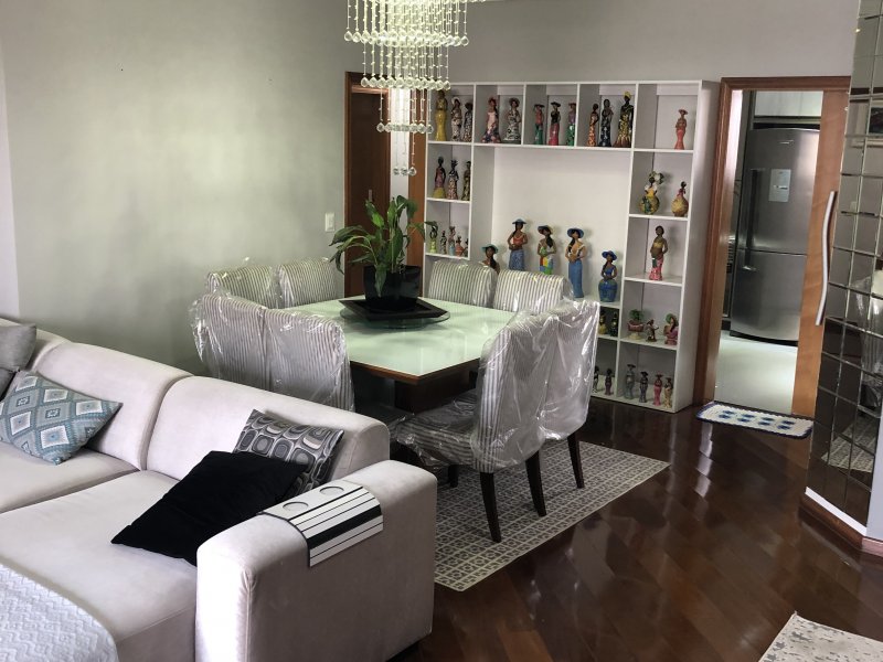 Apartamento à venda Centro com 182m² e 4 quartos por R$ 915.000 - 2090437988-img-1065.jpg