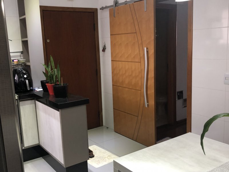 Apartamento à venda Centro com 182m² e 4 quartos por R$ 915.000 - 864627938-img-1096.jpg