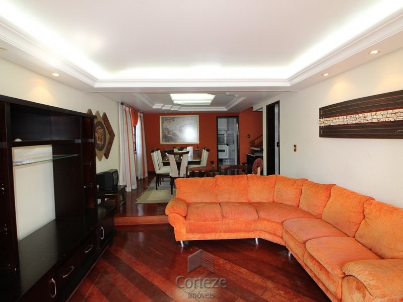 Casa à venda Novo Mundo com 360m² e 2 quartos por R$ 1.400.000 - 1399972734-img-20190924-wa0041.jpg