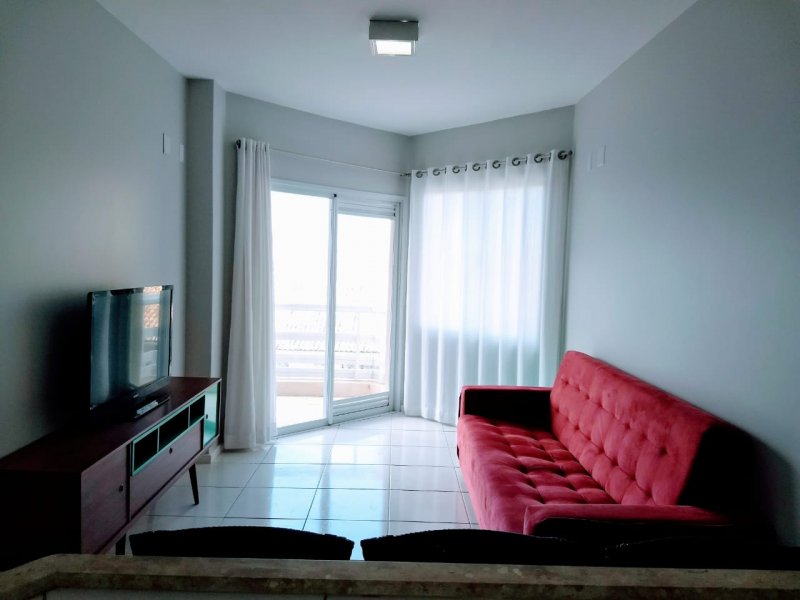 Apartamento à venda Ingleses do Rio Vermelho com 6380m² e 1 quarto por R$ 340.000 - 576486694-img-20181021-wa0024.jpg