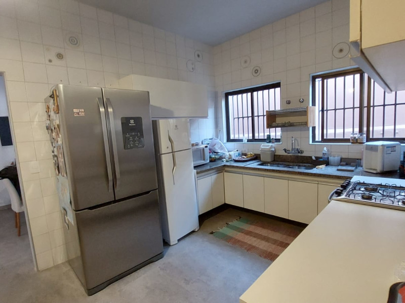 Casa à venda Real Parque com 420m² e 5 quartos por R$ 3.800.000 - cozinha2.jpg