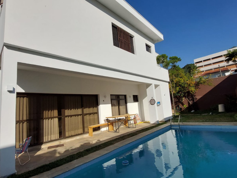 Casa à venda Real Parque com 420m² e 5 quartos por R$ 3.800.000 - piscina2.jpg