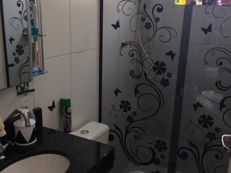Apartamento à venda Vl. Rio de Janeiro com 43m² e 2 quartos por R$ 250.000 - 456495400-banheiro.jpg