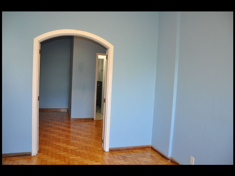 Comercial à venda Centro com 35m² e 1 quarto por R$ 200.000 - 46388894-6-vista-saleta-2.JPG