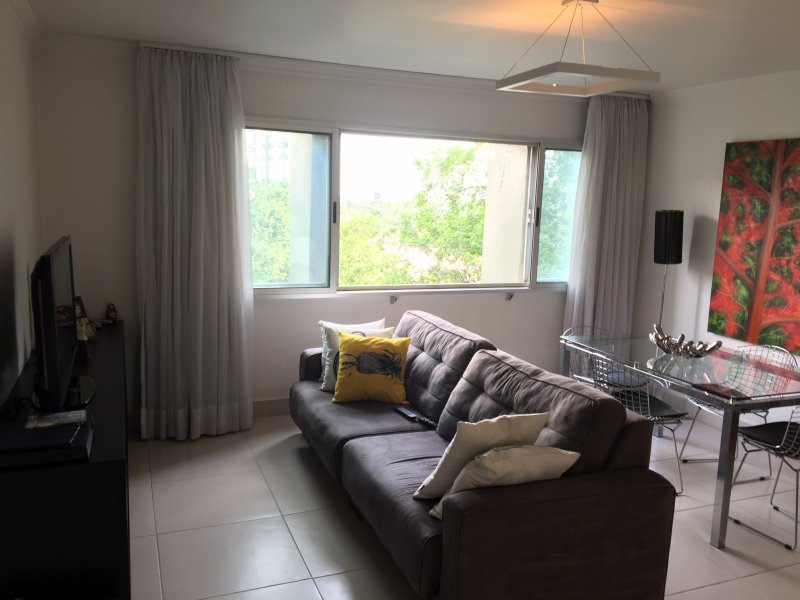 Apartamento à venda Jardim Paulistano com 84m² e 2 quartos por R$ 800.000 - 1545144591-sala-visao-2.JPG