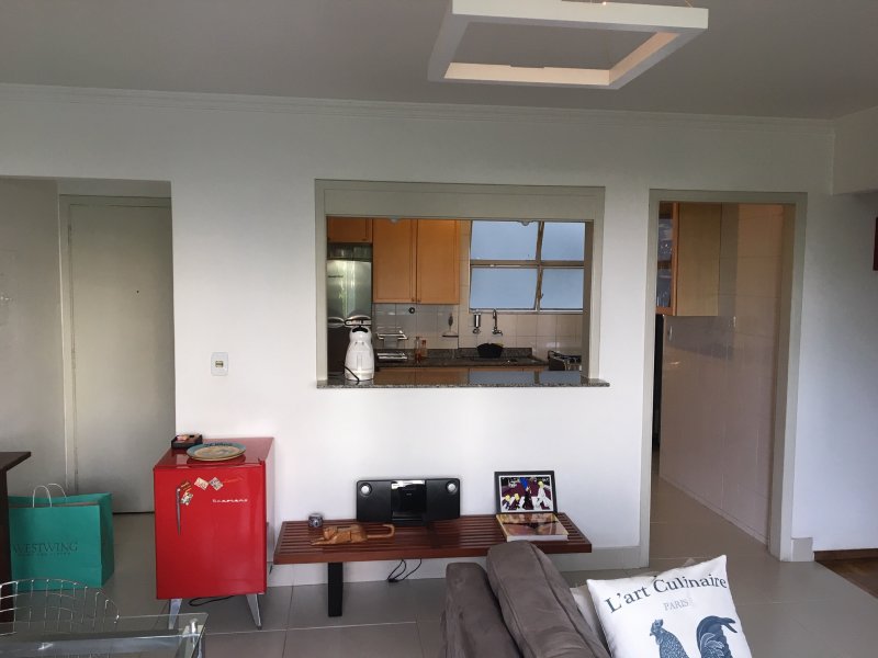 Apartamento à venda Jardim Paulistano com 84m² e 2 quartos por R$ 800.000 - 1572477436-sala.JPG