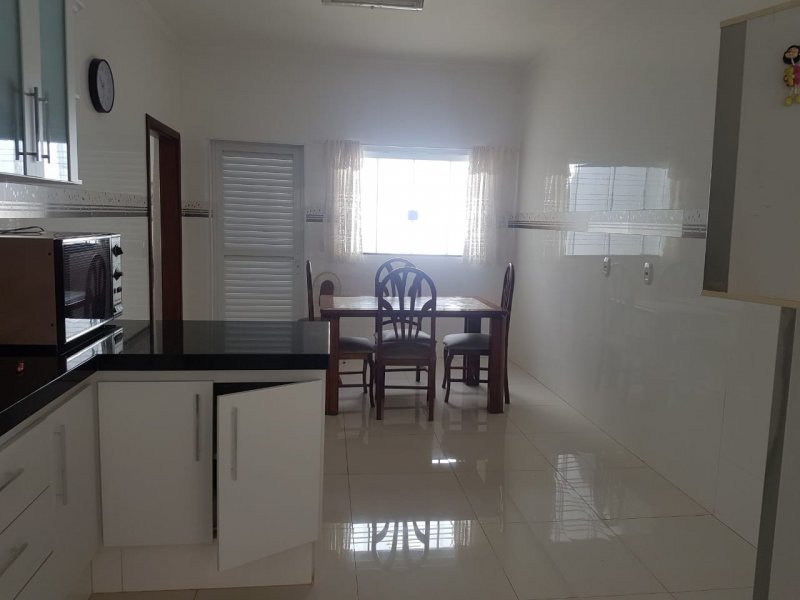 Casa à venda Centro com 285m² e 3 quartos por R$ 600.000 - 1205119224-whatsapp-image-2019-09-13-at-12.jpeg