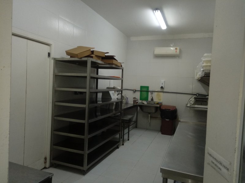 Comercial à venda Engenho do Mato com 450m² e  quartos por R$ 590.000 - 1360230986-20191001-173546.jpg