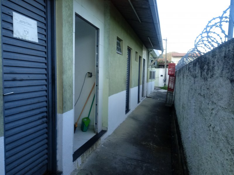 Comercial à venda Engenho do Mato com 450m² e  quartos por R$ 590.000 - 1597130510-20191001-173317.jpg