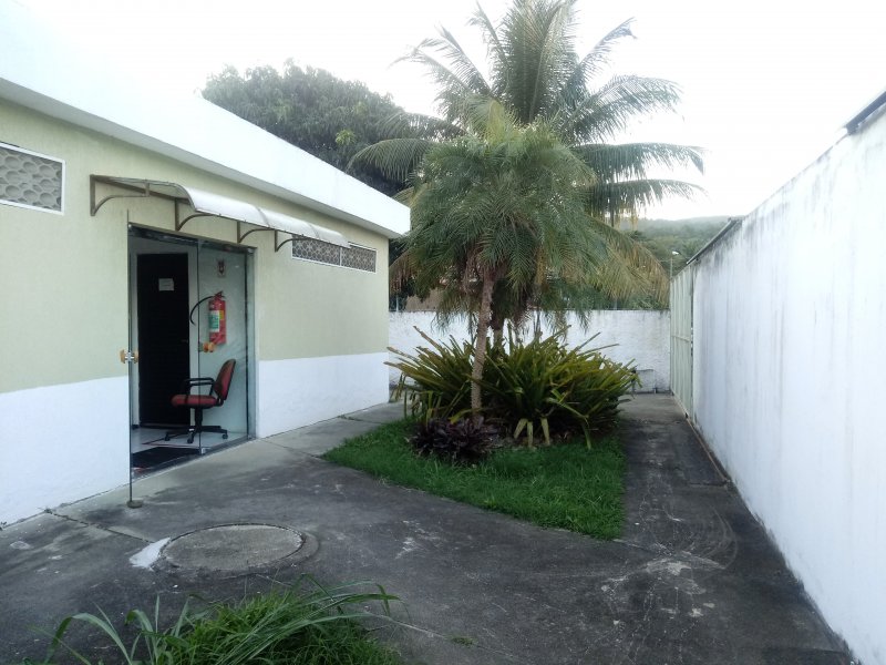 Comercial à venda Engenho do Mato com 450m² e  quartos por R$ 590.000 - 63882088-20191001-174028.jpg