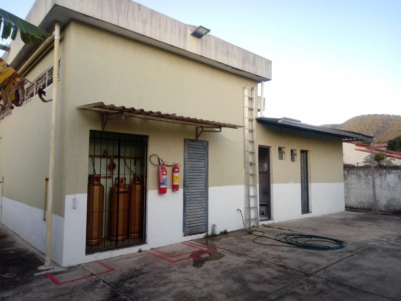 Comercial à venda Engenho do Mato com 450m² e  quartos por R$ 590.000 - 686319559-20191001-173420.jpg