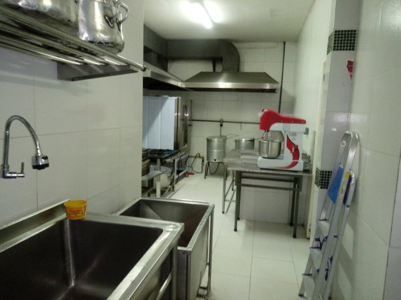 Comercial à venda Engenho do Mato com 450m² e  quartos por R$ 590.000 - 82503220-20191001-173514.jpg