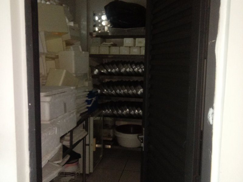 Comercial à venda Engenho do Mato com 450m² e  quartos por R$ 590.000 - 975754107-20191001-173826.jpg