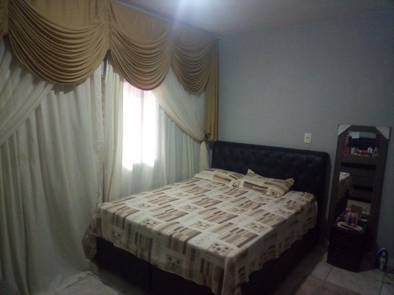 Casa à venda Vila Sao Pedro com 100m² e 4 quartos por R$ 240.000 - 1189654038-img-20190715-161553.jpg