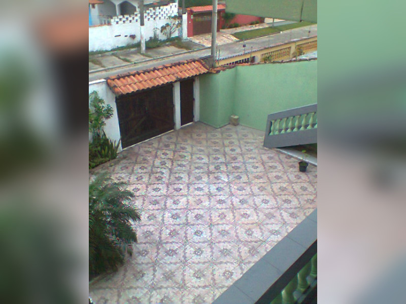 Casa à venda Jardim Regina com 515m² e 5 quartos por R$ 1.800.000 - quintal-e-garagem.jpg