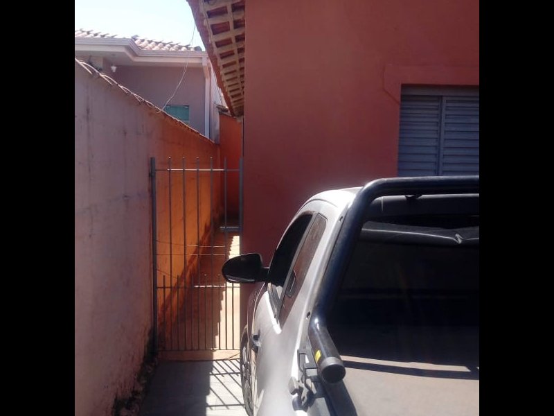 Casa à venda Jardim Itália com 440m² e 3 quartos por R$ 380.000 - 1866663004-img-20191001-wa0012.jpg