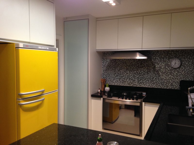 Apartamento à venda Santa Cecília com 142m² e 3 quartos por R$ 1.600.000 - 526388215-geladeira.JPG