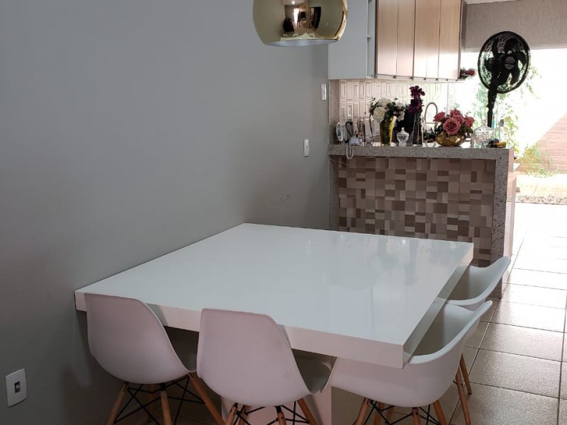 Casa de condomínio à venda St. Estrela Dalva com 104m² e 3 quartos por R$ 249.000 - 1651206486-ab74b5d8-a869-490b-ade6-0010c7f85a38.jpg