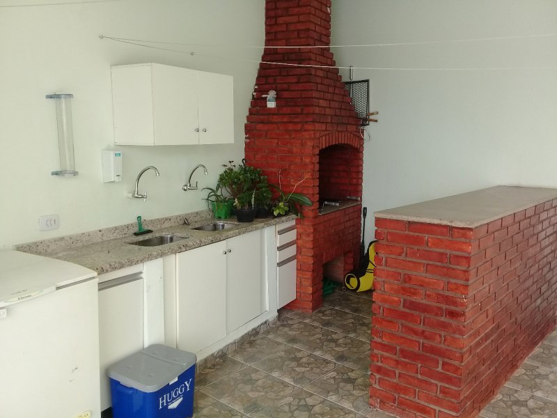 Casa à venda Jardim Umarizal com 320m² e 5 quartos por R$ 670.000 - 1616153642-35e6155c-6a74-46b9-9939-9cd115f94e72.jpeg