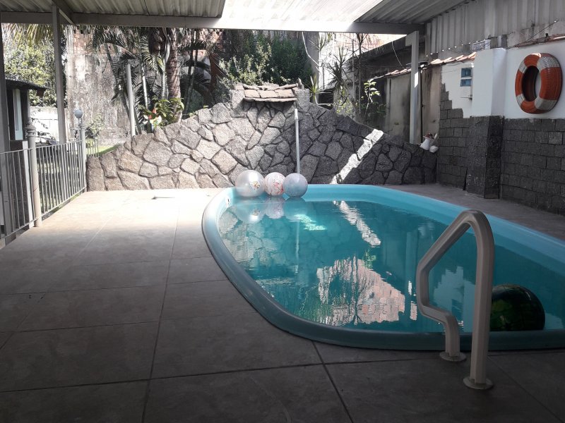 Casa à venda Realengo com 572m² e 3 quartos por R$ 370.000 - 337403403-20191003-144412.jpg